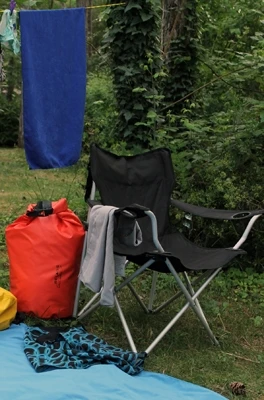 Sudedama kėdė BasicNature Travel Comfort, juoda
