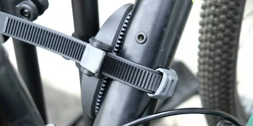 Towbar Bike Rack BuzzRack EAZZY 3