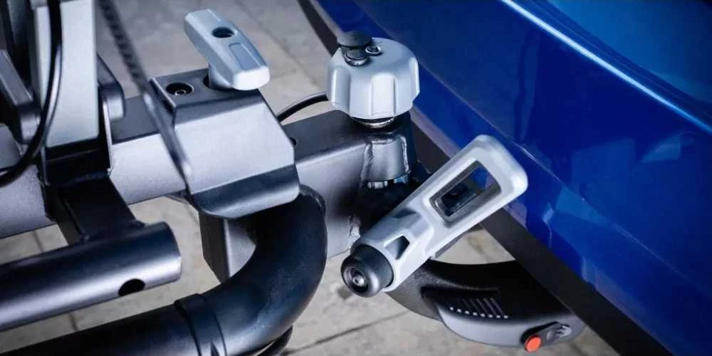 Towbar Bike Rack BuzzRack EAZZY 3