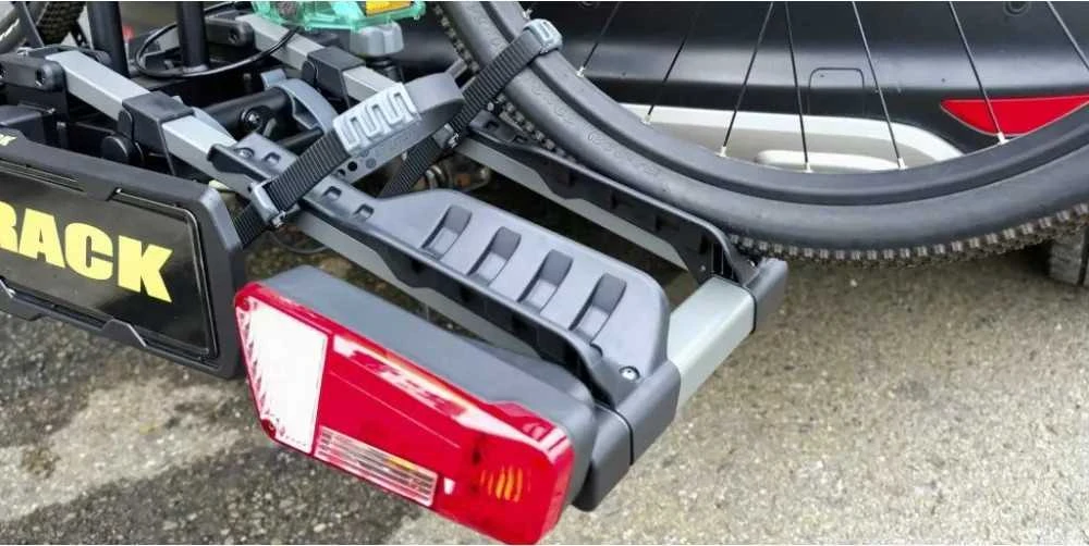 Towbar Bike Rack BuzzRack EAZZY 3