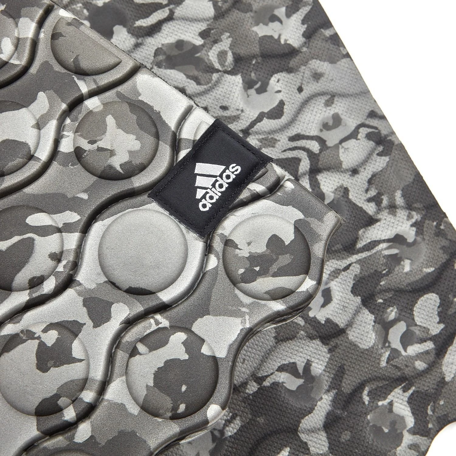 Treniruočių kilimėlis Adidas, 9 mm