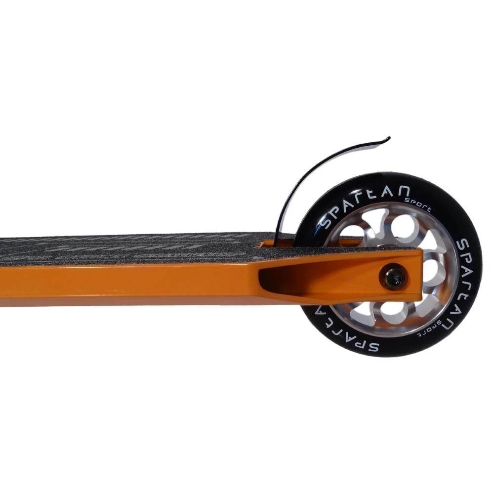 Triukinis paspirtukas su guoliais ABEC-7 Spartan Stunt Medium Level (100mm ratai)