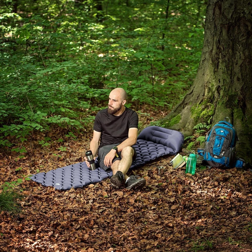 Turistinis kilimėlis su pompa Nils Camp NC4006, pilkas