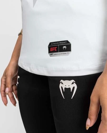 UFC Venum Authentic Fight Night 2.0 moteriškas išeiginis marškinėlis - baltas