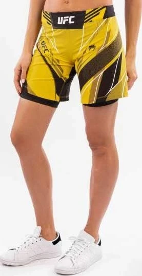 UFC Venum Authentic Fight Night moteriški šortai – Long Fit – geltoni