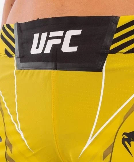 UFC Venum Authentic Fight Night moteriški šortai – Long Fit – geltoni