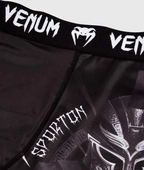 Vale Tudo šortai Venum Gladiator 3.0 - juoda/balta