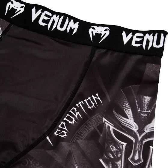 Vale Tudo šortai Venum Gladiator 3.0 - juoda/balta