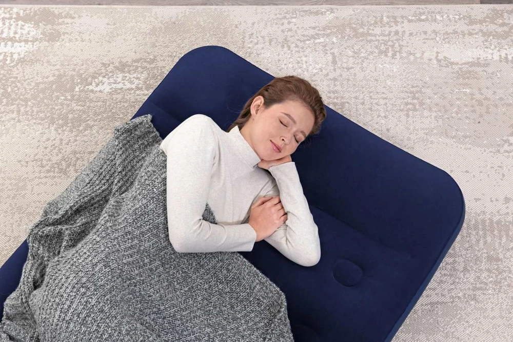 Bestway Pripučiamas vienvietis čiužinys su įmontuota kojine pompa ir pagalve 185x99x28cm 67224