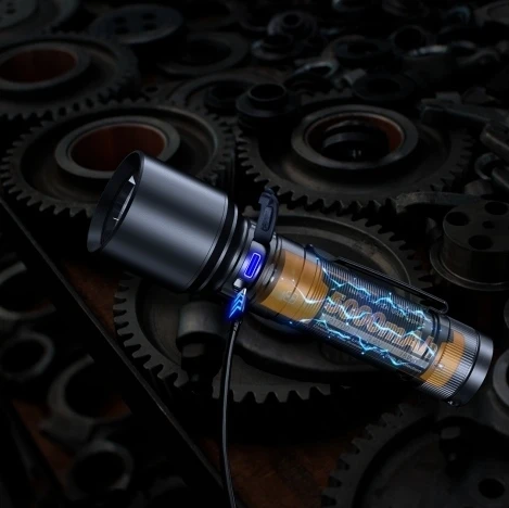 Prožektorius Fenix C7
