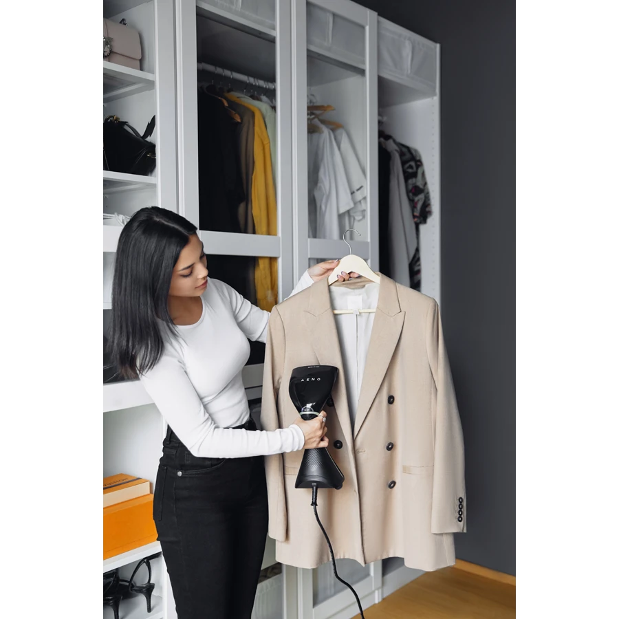 AENO GS3 Hand Garment Steamer, 1500W, Detachable Vanduo Tank, 3 Modes, Juodas