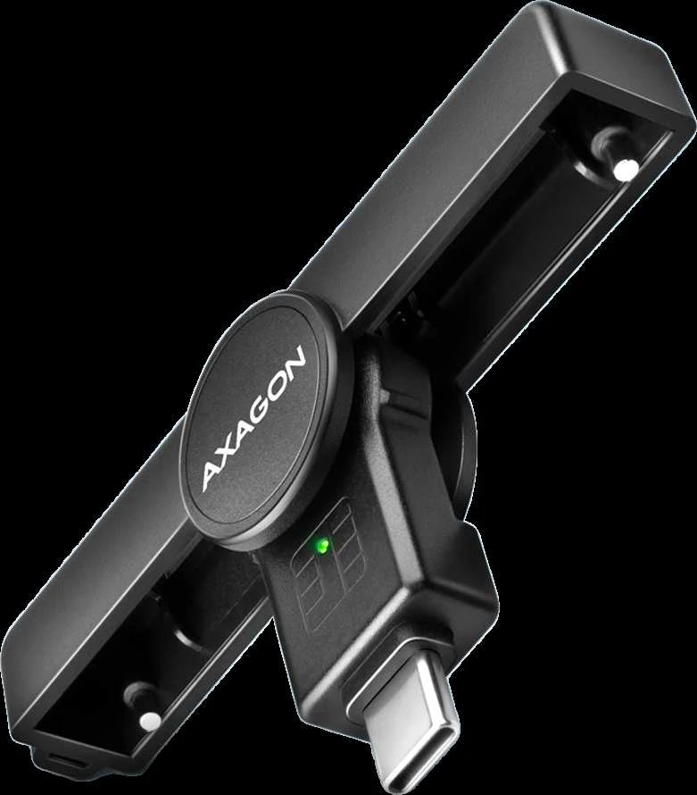 „Axagon“ sulankstomas kišeninis USB-C išmaniųjų / ID kortelių skaitytuvas.