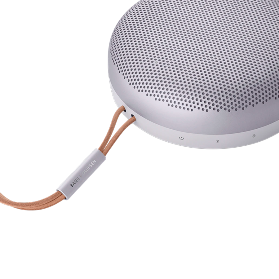 Bang & Olufsen Beosound A1 2nd Gen Nešiojama belaidė Bluetooth kolonėlė su balso asistentu, Šviesiai violetinės spalvos