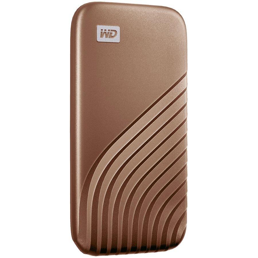 Kietasis diskas Western Digital „Sandisk WD 1TB My Passport SSD“ – nešiojamas SSD diskas, kurio skaitymo ir įrašymo greitis – 1050 MB/s, o įrašymo – 1000 MB/s, USB 3.2 Gen 2 – auksinis, EAN: 619659183981