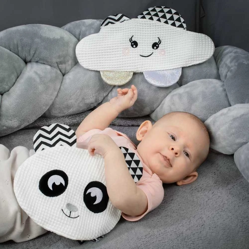 Baby Ono migdukas debesėlis su kūdikiu