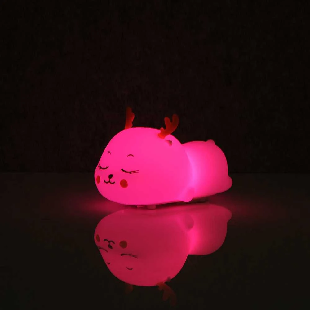 Pakraunamas naktinis LED Briedžiukas - šviestuvas