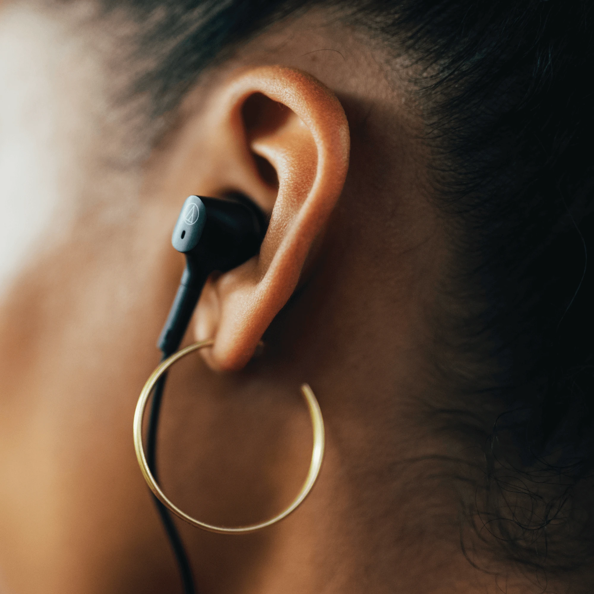 Audio-Technica ATH-ANC100BT belaidės triukšmą slopinančios ausinės, Juodos spalvos