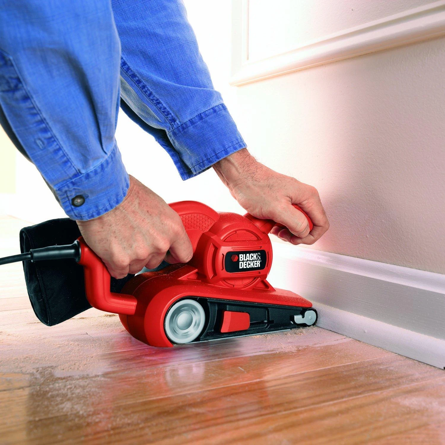 Black & Decker Juodas + DECKER DIRŽINIS ŠLIUOTUVAS 720 W 75 x 457 mm KA86