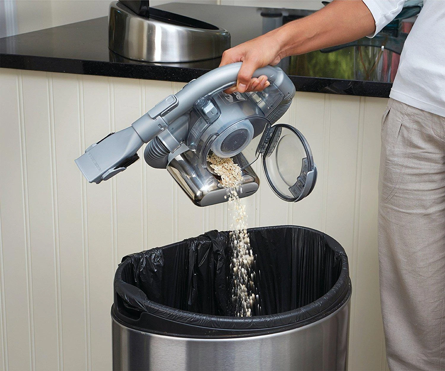 Dulkių siurblys Black & Decker Juodas & Decker Akumuliatorinis siurblys Juodas & Decker PD1820LF-QW
