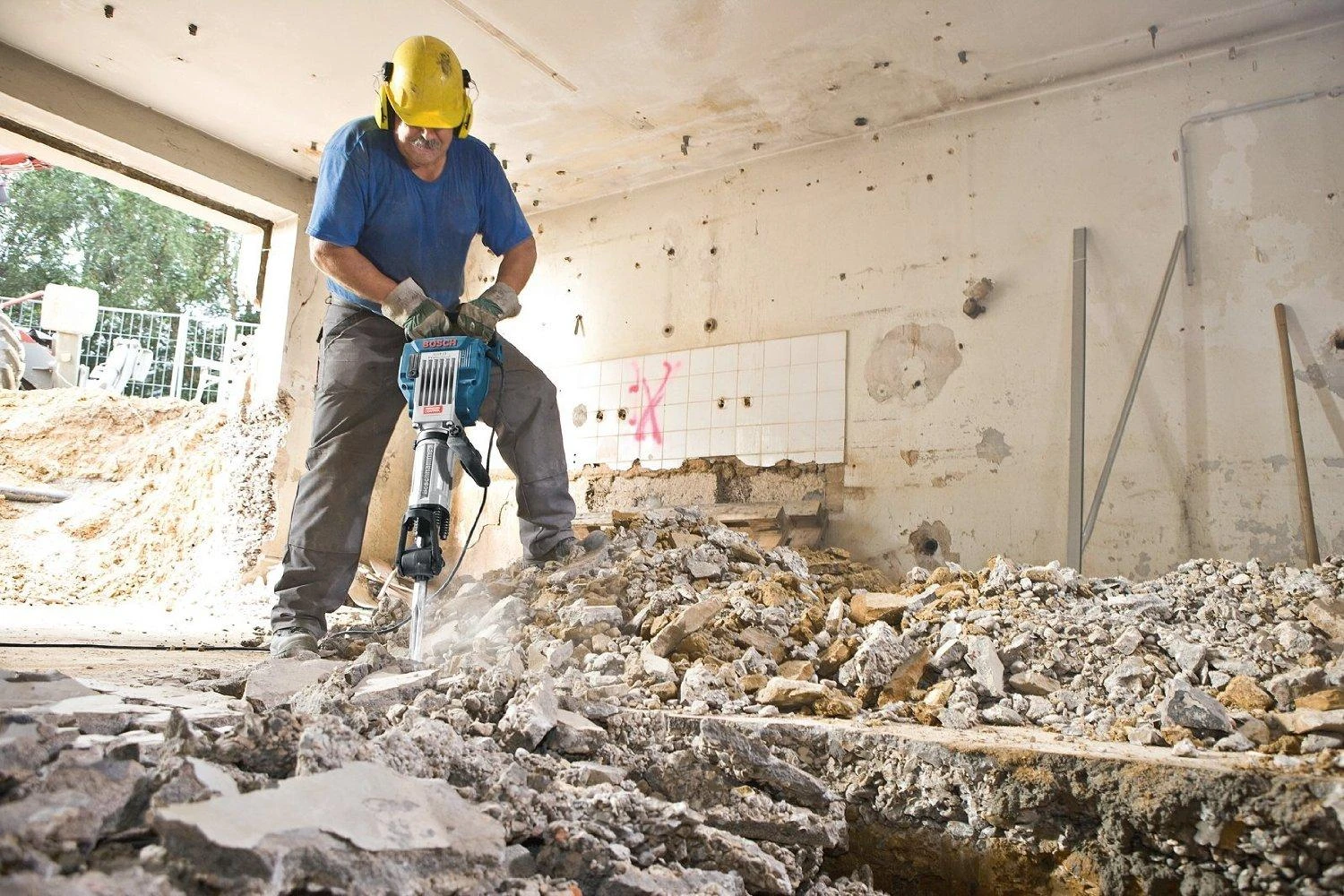 Atskėlimo plaktukas Bosch GSH16-28