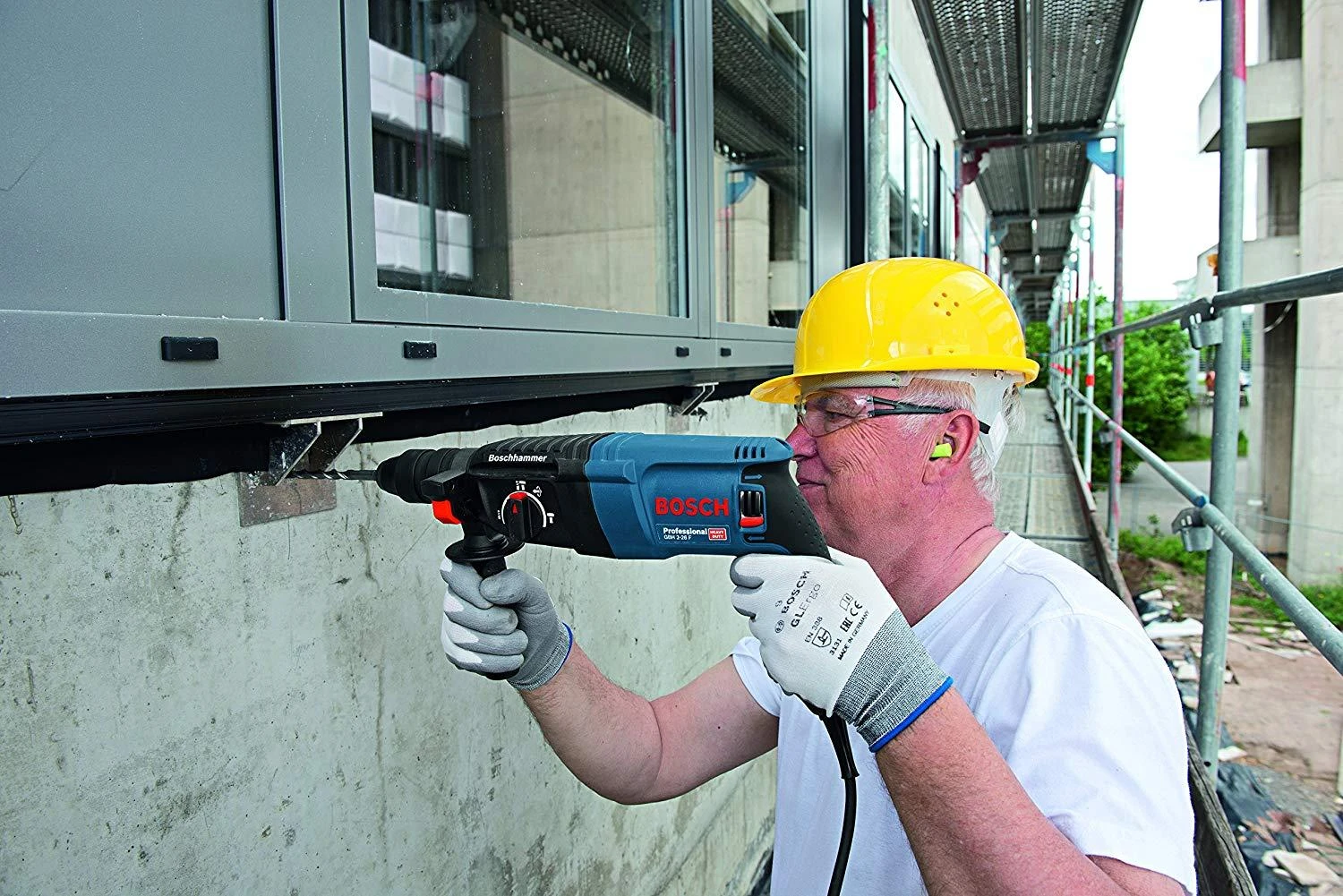 Bosch Perforatorius GBH 2-26 F su keičiamu griebtuvu