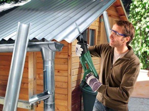 Tiesinis pjūklas Bosch PSA 700 E