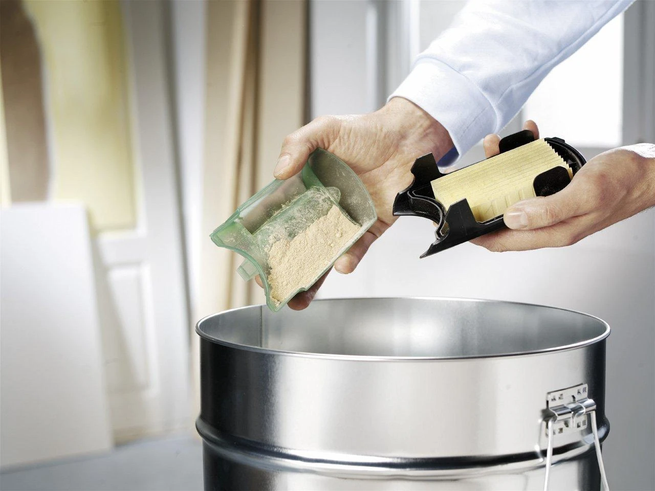 Bosch PSS 250 AE Vibracinis šlifuoklis