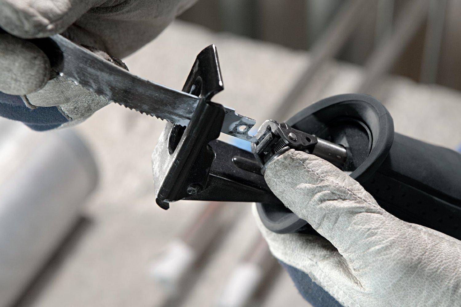 Bosch Universalus pjūklas GSA 1100 E
