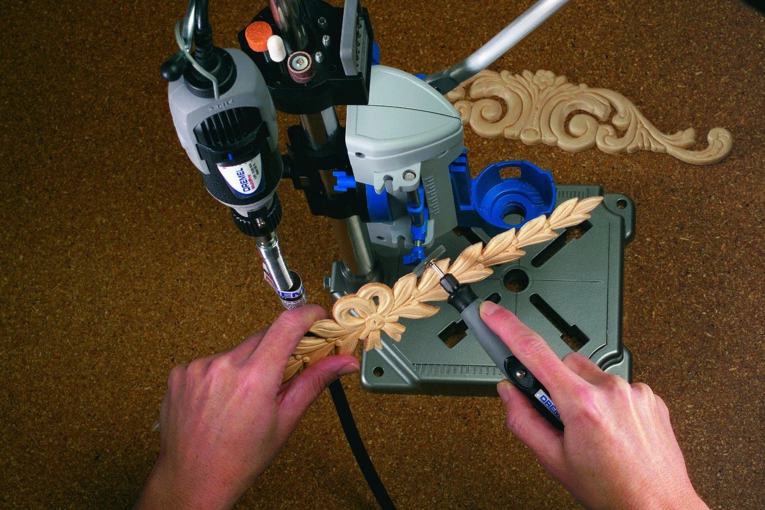 Dremel grąžto preso ir įrankių laikiklio įrenginys