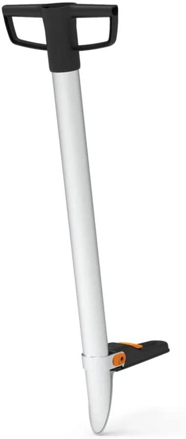 Fiskars Xact sodintuvas darbui stovint (1057077)
