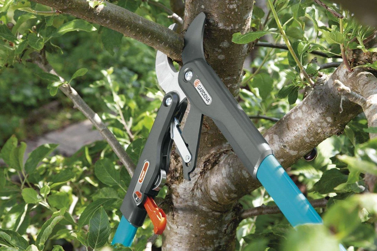 Gardena "Comfort" terkšlinės genėjimo žirklės "SmartCut"