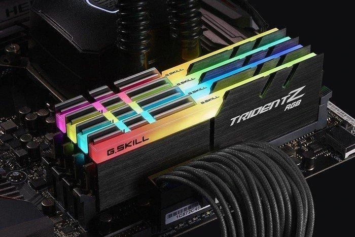 RAM G.Skill DIMM 32 GB DDR4-3200 (4x 8 GB) keturių rinkinių atmintis - juodas, F4-3200C16Q-32GTZRX, Trident Z RGB, INTEL XMP