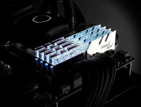 RAM G.Skill Trident Z Royal F4-3600C18D-32GTRS atminties modulis 32 GB 2 x 16 GB DDR4 3600 MHz