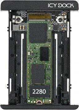 Carruzzo Icy Dock MB705M2P-B saugojimo diskų korpusas SSD korpusas Juoda M.2