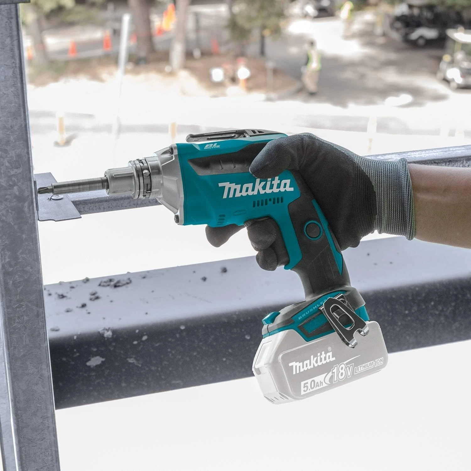 Makita DFS452Z Akumuliatorinis suktuvas, 18 V, Be akumuliatorių ir kroviklio!