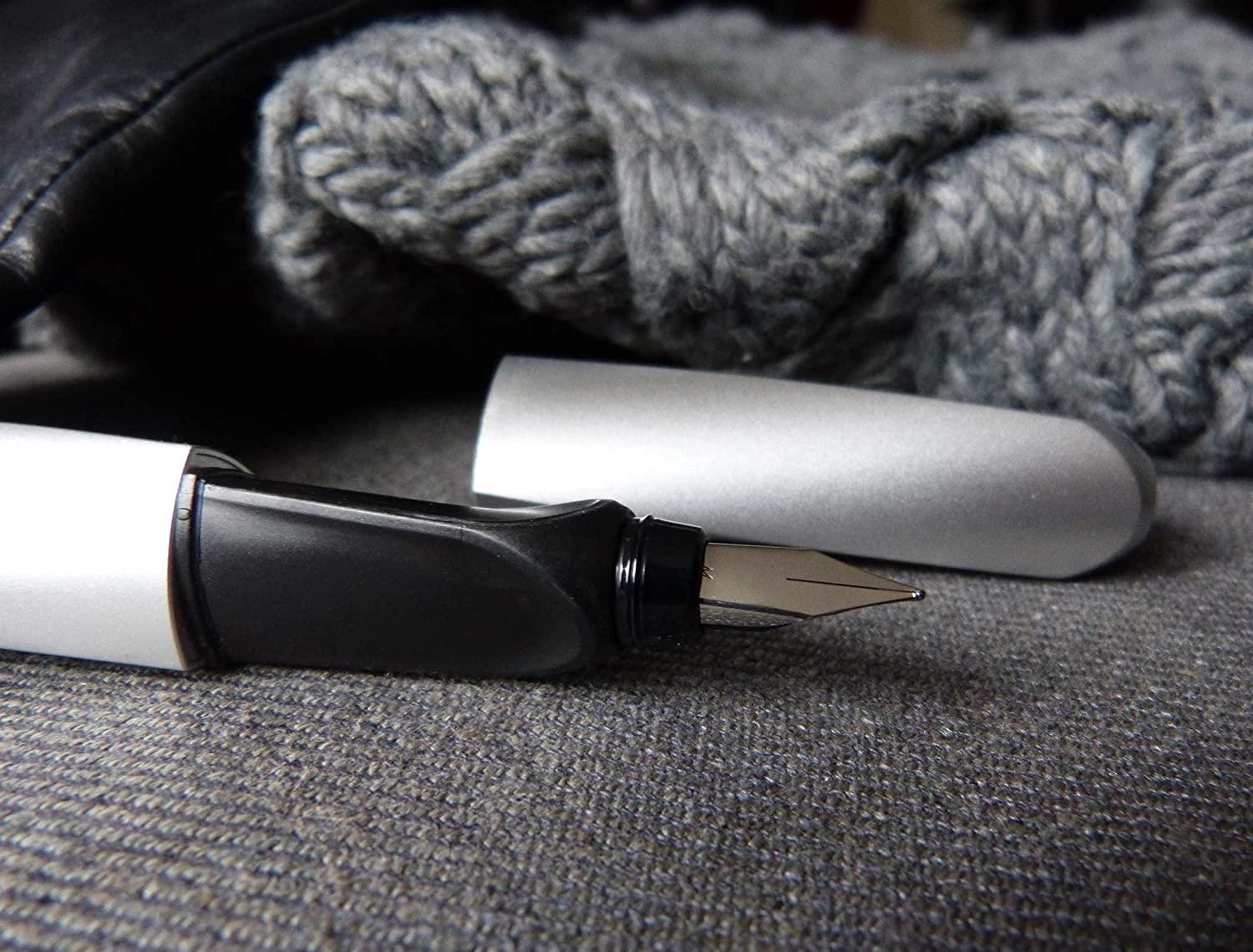 Pelikan Plunksnakotis TWIST P457M sidabrinis + 2kapsulės bls