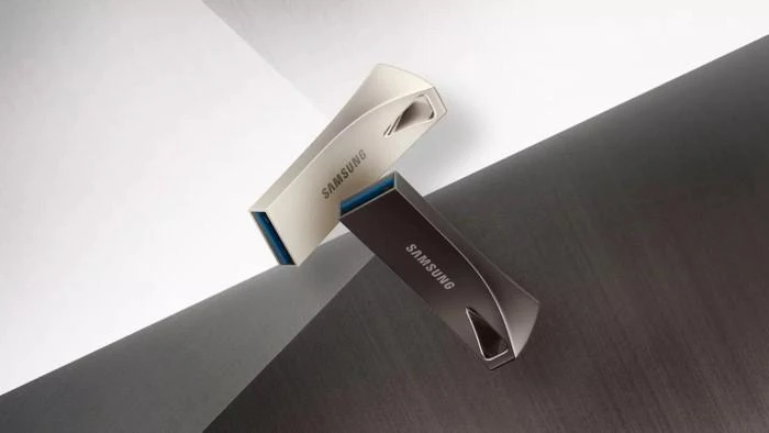 USB laikmena Samsung BAR Plus, 128 GB, Juodos spalvos
