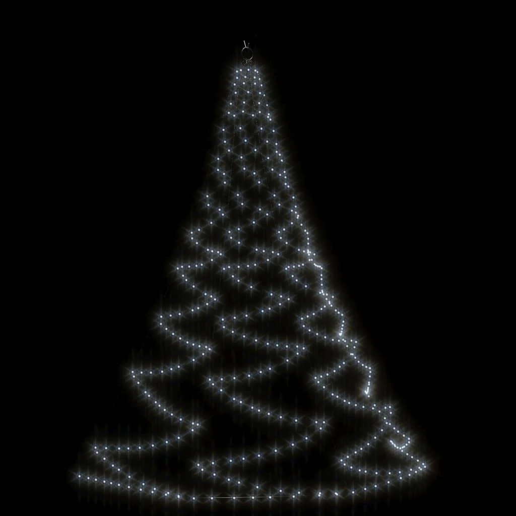 Ant sienos kabinama eglutė su metaliniu kabliuku, 5m, 720 LED