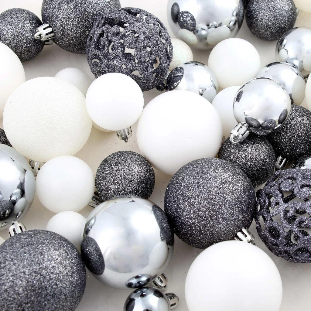 Eglutės žaisliukų rinkinys 100vnt 3/4/6cm baltos/pilkos spalvos