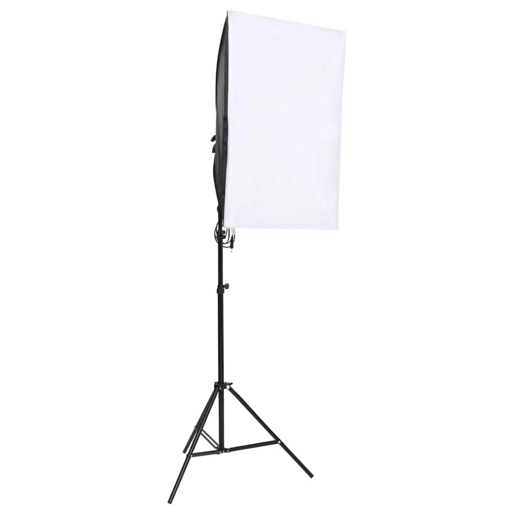Fotostudijos rinkinys su apšvietimo rinkiniu ir fonu
