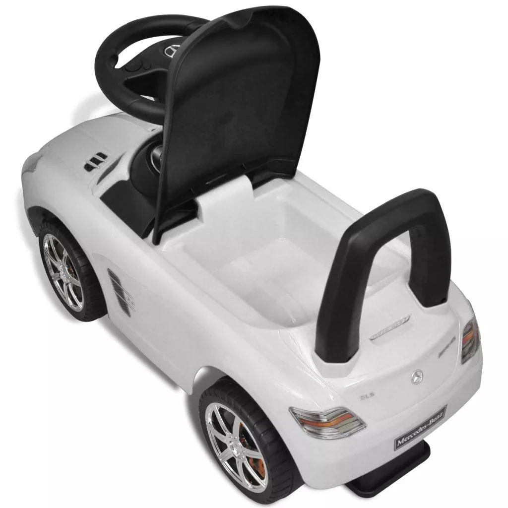 Kojomis varomas vaikiškas automobilis, baltos spalvos