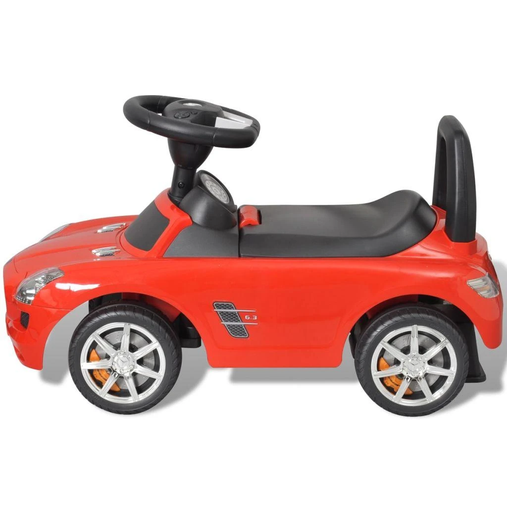 Kojomis varomas vaikiškas automobilis, raudonos spalvos