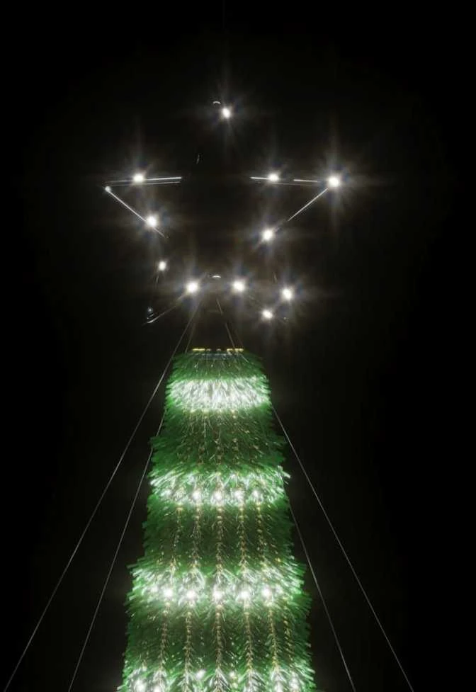 Šviečianti Kalėdų eglutė, 180cm, 275 šaltos LED, kūgio formos