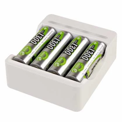 „Ansmann“ įkroviklis „Basic IV“. 4 x AA 1300 mAh baterijos. 1001-0120-01