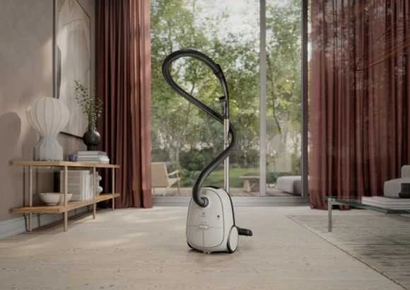 Dulkių siurblys Electrolux EB61H6SW