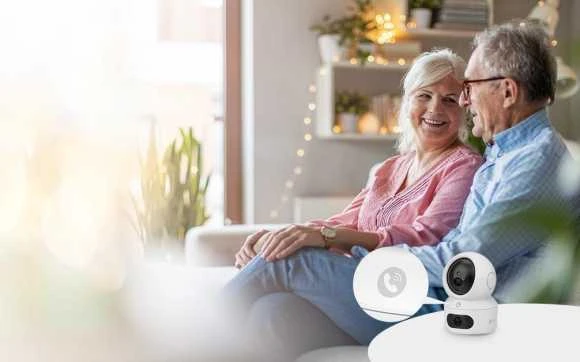 EZVIZ CS-H7C vidaus valdoma ir kryptinė kamera (4 MP + 4 MP, dviejų lęšių)