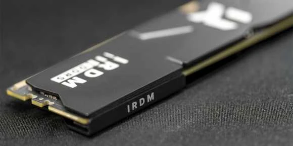 GOODRAM DDR5 32GB operatyviosios atminties modulis stambiu planu
