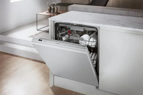 Įmontuojama indaplovė WHIRLPOOL WIC 3C26 F, Energijos klasė E (sena A++) 60 cm, Trečias krepšelis, 8 programos