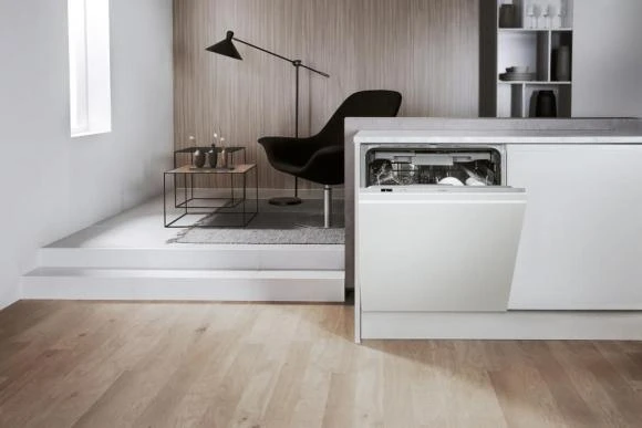 Įmontuojama indaplovė WHIRLPOOL WIC 3C26 F, Energijos klasė E (sena A++) 60 cm, Trečias krepšelis, 8 programos