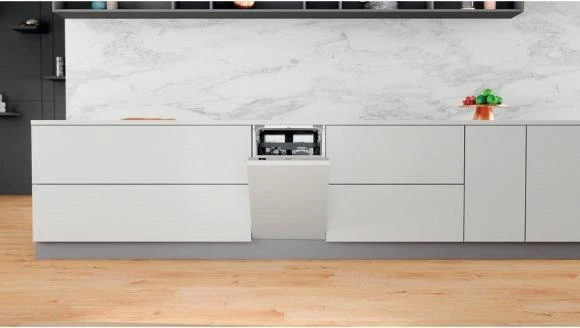 Whirlpool WSIC 3M27 C indaplovė Visiškai įmontuotos 10 vietos A++